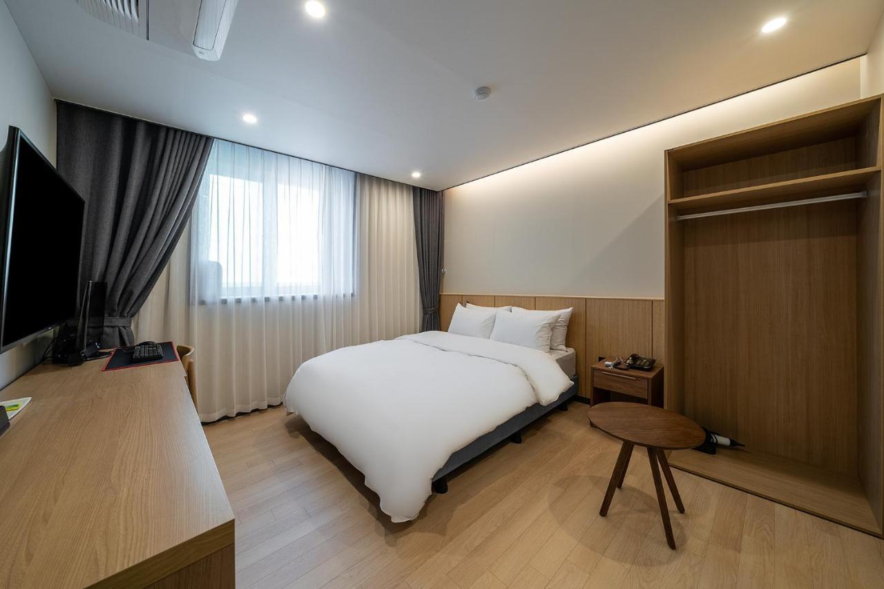 Benikea Hotel تشيونان المظهر الخارجي الصورة